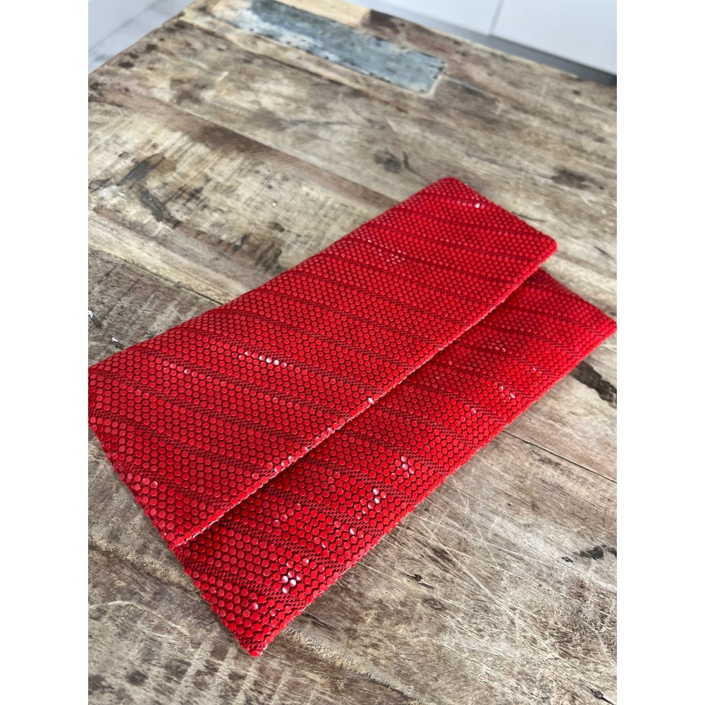 Vintage Red Metal Mesh Chevron Crossbody Clutch Bag Vintage Made in USA - Picture 6 of 9